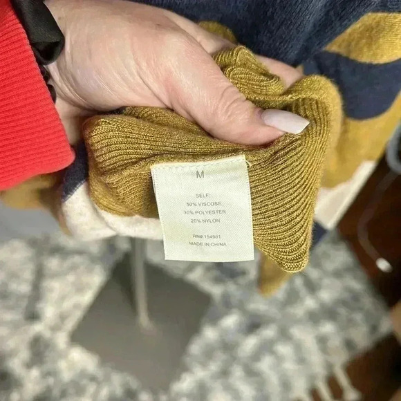 Size M Teeberry & Weave stripe sweater - Picture 5 of 5